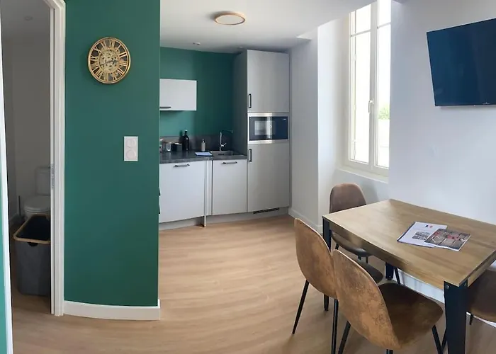 Duplex Type Loft Centre Ville * Clim * Wifi * Haut De Gamme *